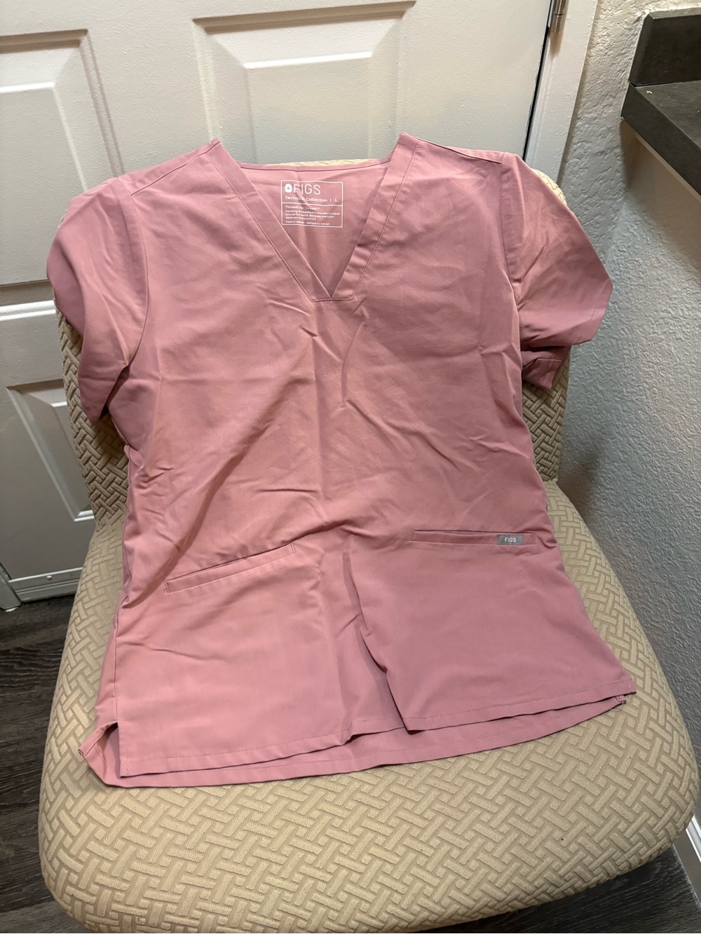 FIGS Women's Casma Scrub Top in Mauve